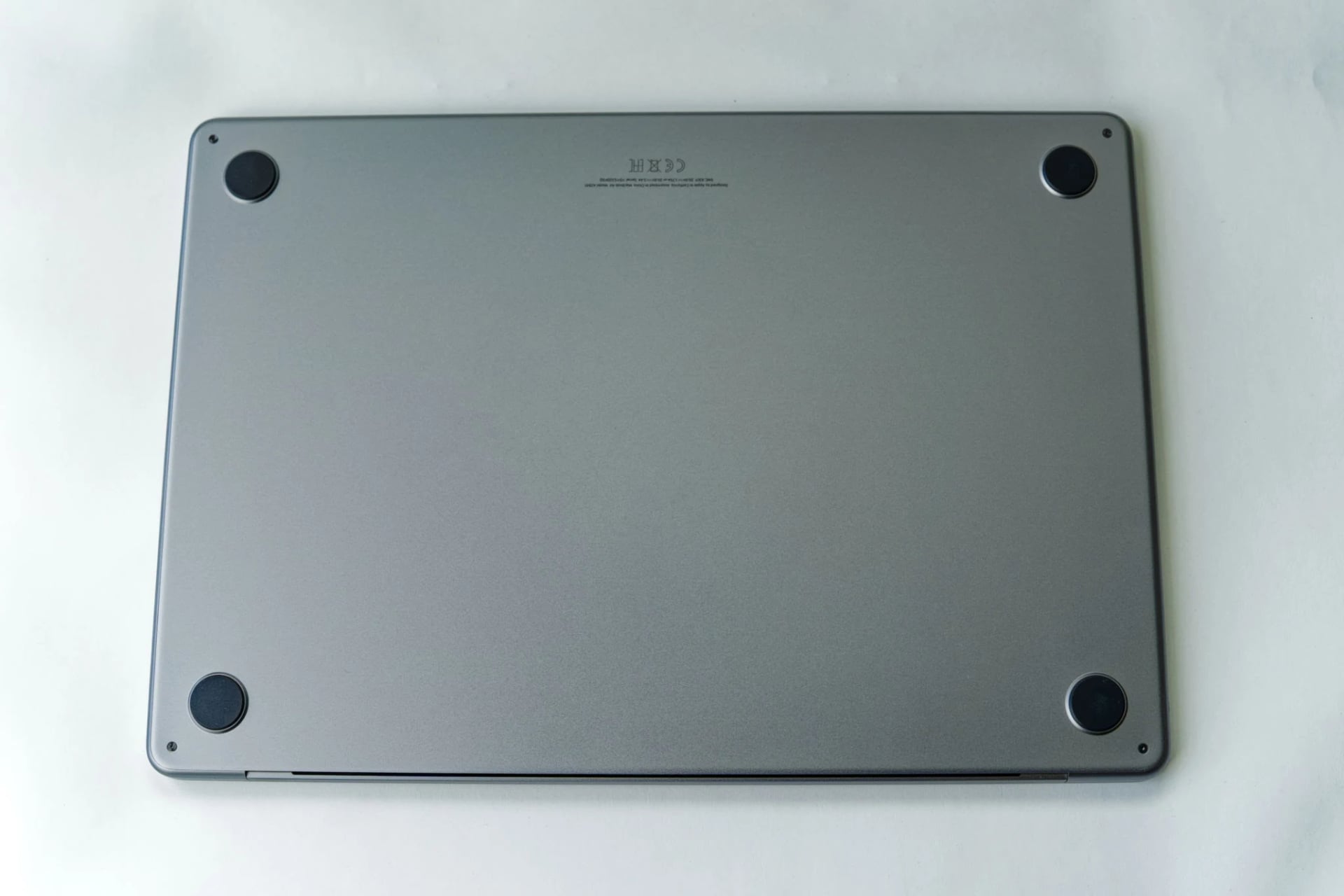 Apple Macbook Pro Intel Core i7 - (16 GB/512 GB SSD/Mac OS (13 Inch, Silver, 1.83 kg - View 5