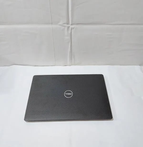 Dell Latitude 7410 Laptop – Core i5 10th Gen, 16GB RAM, 256GB SSD - View 5